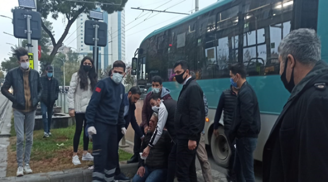Haliliye'de halk otobüsü yayaya çarptı