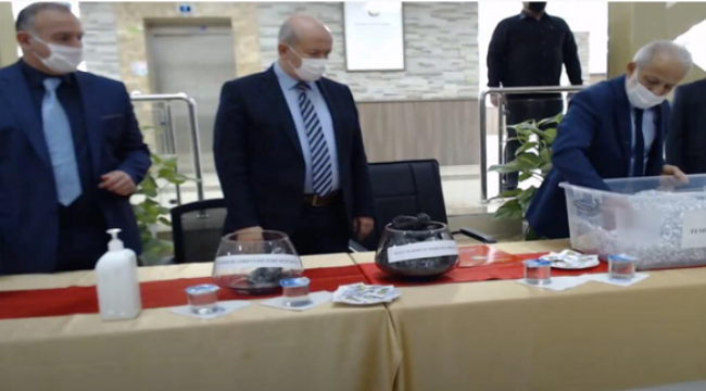 Harran Üniversitesi, Noter Huzurunda Personel Alımını Gerçekleştirdi