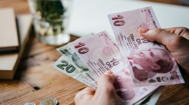 İlk kez burs-kredi alacak 398 bin 173 öğrencinin ödemeleri bu gece başlıyor