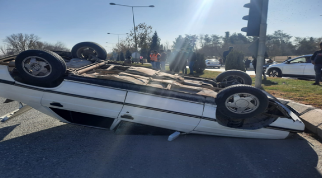 Şanlıurfa'da otomobil takla attı