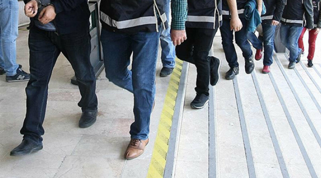 Suç örgütü operasyonunda yakalanan 14 şüpheli adliyede