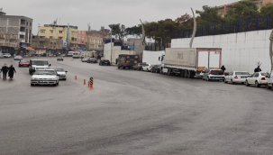 Açıksu caddesindeki trafik karmaşası son buldu