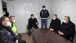  Başkan Beyazgül Yeni Yıla Polisler Ve Basın Mensuplarıyla Girdi