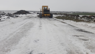 Büyükşehir, 120 araç 220 personelle karla mücadelesini sürdürüyor