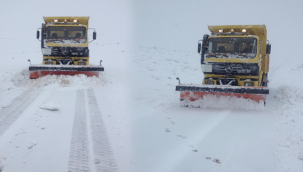 Büyükşehir ekipleri, karla mücadele çalışmalarını sürdürüyor