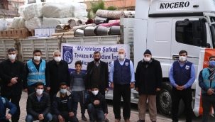 Şanlıurfa'dan İdlib'e insani yardım tırı gönderildi
