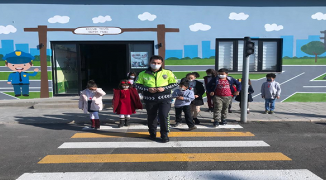 Urfa'da koruma altına alınan çocuklara eğitim
