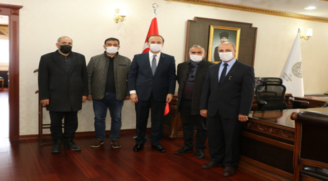 Vali Erin Vatandaşları Dinledi