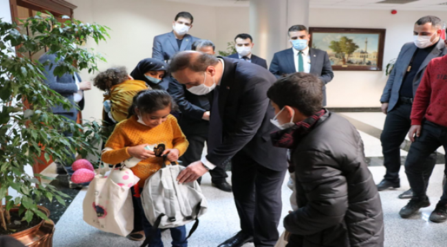 Bombalı saldırıda hayatını kaybeden tır şoförün ailesi Vali Erin'i ziyaret etti