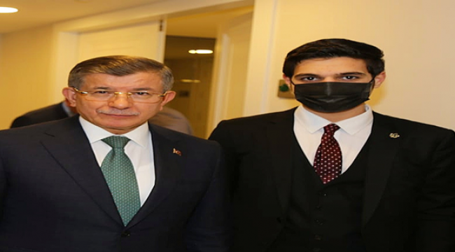 Genç Siyasetçi Ahmet Bakır, Davutoğlu ile bir araya geldi  