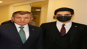 Genç Siyasetçi Ahmet Bakır, Davutoğlu ile bir araya geldi  