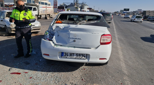 Şanlıurfa'da iki otomobil çarpıştı, 6 yaralı