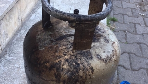 Urfa'da sigara izmariti yangın çıkardı