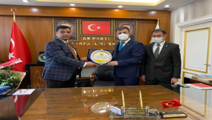 Başkan Aslan'dan AK Parti'ye ziyaret