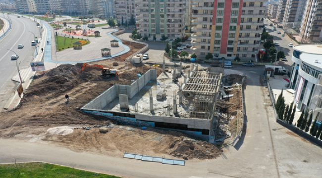 Başkan Canpolat İle Karşıyaka'da projeler bir bir yükseliyor