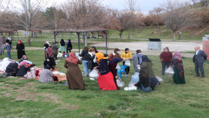 Başkan Ekinci'den Kadın Personellerine 8 Mart Jesti