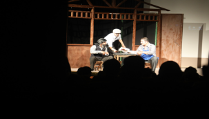 Büyükşehir Tiyatrosunun "Sen Vatan, Ben Gurbet" Oyunu 