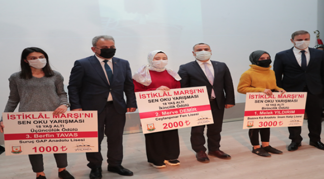 İstiklâl marşı'nı sen oku' yarışmasının kazananları ödüllerini aldı