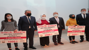 İstiklâl marşı'nı sen oku' yarışmasının kazananları ödüllerini aldı