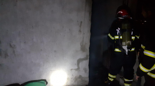 Şanlıurfa'da elektrik kontağından çıkan yangın evi kül etti!