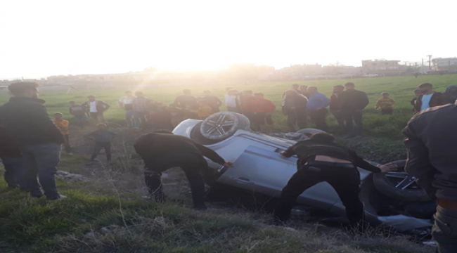 Şanlıurfa'da otomobil takla attı 3 kişi yaralandı 
