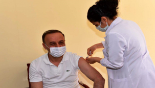 Şanlıurfa Valisi Erin, ikinci doz aşısını yaptırdı