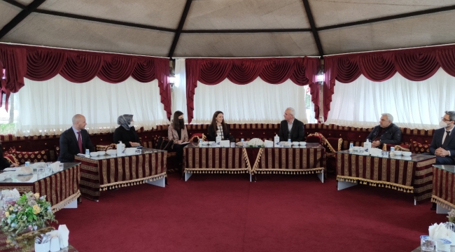 UNICEF'ten Büyükşehir heyetine nezaket ziyareti 