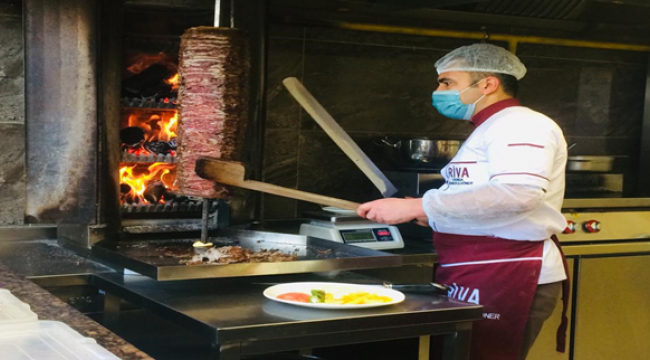 Urfa'da odunda İskender lezzeti