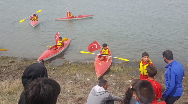   Barış Pınarında Durgun Su Kano Festivali