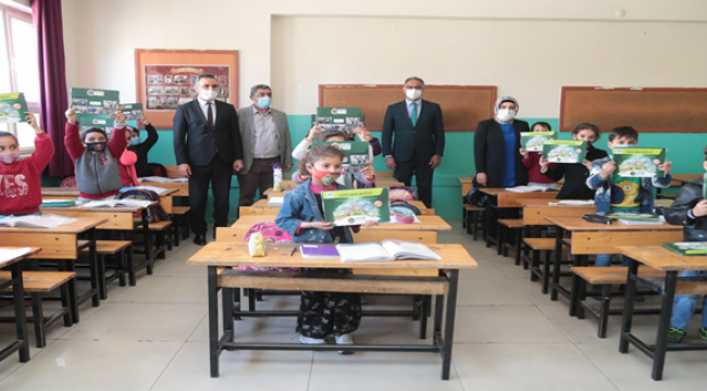  Eyyübiye Belediyesinden 15 Bin Öğrenci Çevreci Çocuk Eğitim Seti