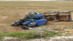 Harran'da traktör şarampole devrildi