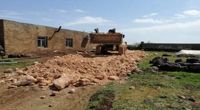 Işıklı mahallesinde stabilize yol çalışması