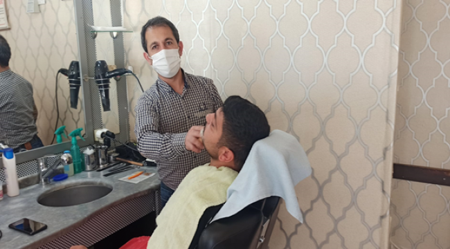 Kuaförlerde bayram tıraşı yoğunluğu