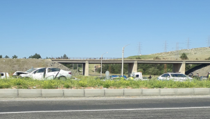 Urfa'da iki otomobil çarpıştı, 2 ölü, 5 yaralı