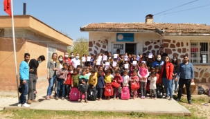 Urfa emniyetinden kırtasiye yardımı