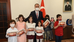   Vali Erin, Makamını Çocuklara Devretti