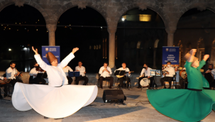 Halil-Ür Rahman'da ilahi dinletisi