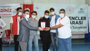 Şanlıurfalı Gençler Bilgi Yarışmasında Birinci Oldu
