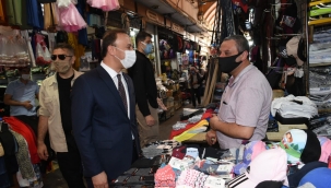 Vali Erin her fırsatta vatandaşlarla