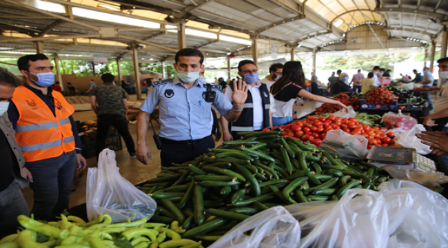Zabıtadan pazarlarda sıkı denetim