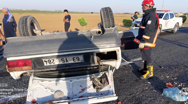 Akçakale'de otomobil takla attı