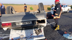 Akçakale'de otomobil takla attı