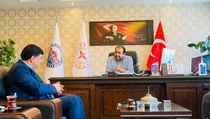 Başkan Aslan'dan Başhekim Kaya'ya Ziyaret