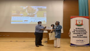 Çiftçilere arı yetiştiriciliği eğitimi