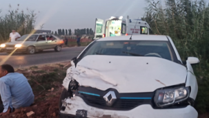 Haliliye'de iki otomobil çarpıştı, 2 yaralı