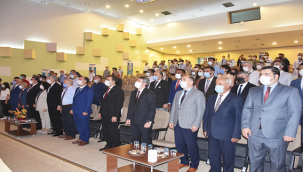 HRÜ'de 1. Ulusal Eğitimde Yapay Zekâ Uygulamaları Kongresi Başladı