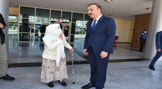 Kırk yıl da geçse şehit aileleri unutulmuyor