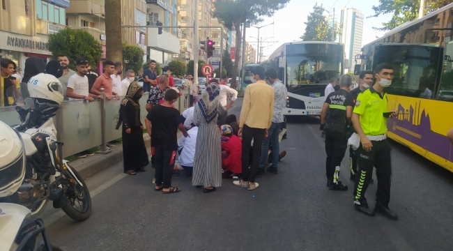 Şanlıurfa'da otobüsü yayaya çarptı