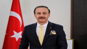 Vali Erin'den Anlamlı Mesaj