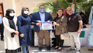 Viranşehir de Kadınların El emekleri sergilendi